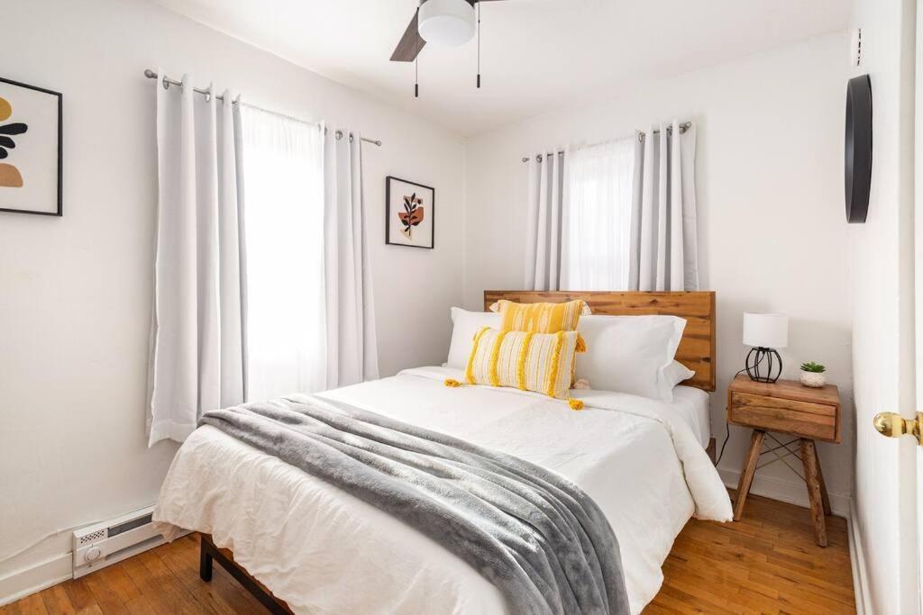 House With Great Beds, Full Kitchen, Fenced Yard Villa Albuquerque Buitenkant foto